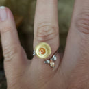 Angstring met zonnebloem