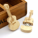 USB-stik i træguitar-design