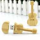 USB-stik i træguitar-design